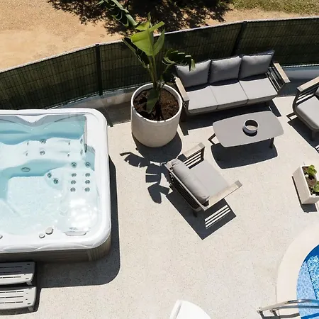 Casa Chloe * Монкарапашу