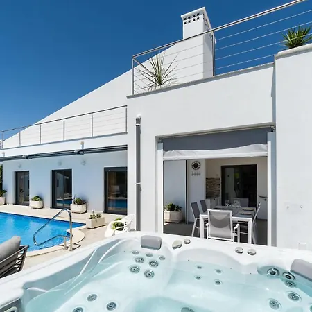 Casa Chloe *